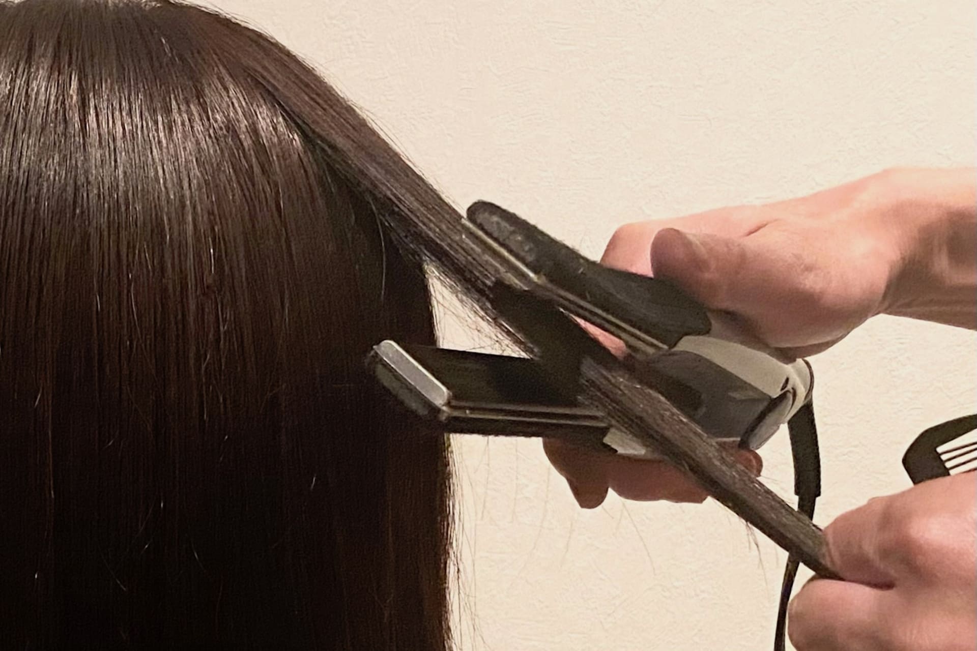 髪質改善と縮毛矯正どっちもやるべき？くせ毛タイプ別の正解を解説！